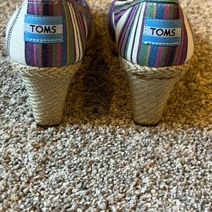 TOMS Blue and Purple Espadrilles Vibrant Wedge